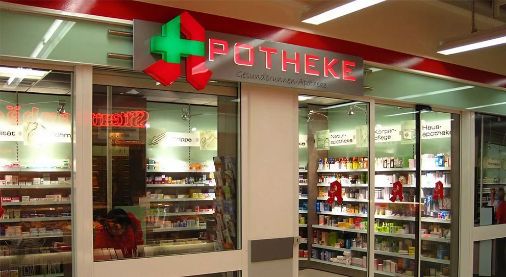 Außenansicht des Apotheken Einganges